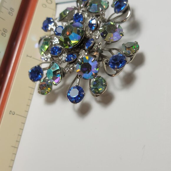 Antique Aurora Borealis Brooch Something Blue on Rhodium finish Glam Unsigned - Picture 6 of 6